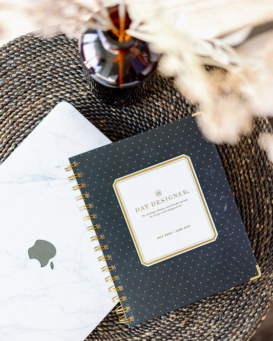 The Ultimate Virtual Wedding Planner 